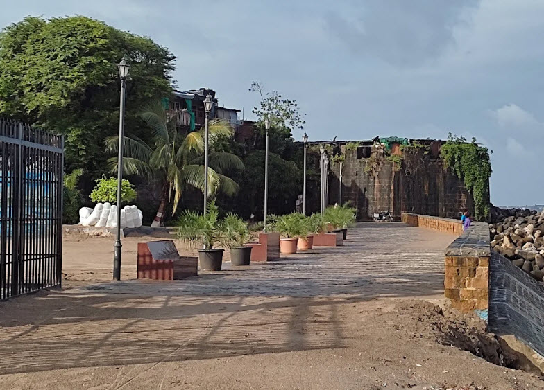 Mahim Fort, India